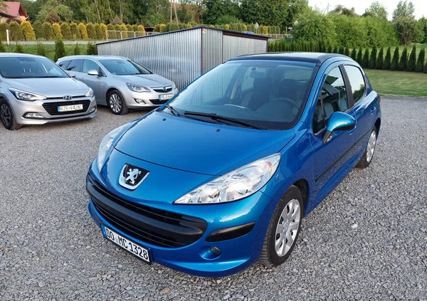 samochody osobowe Peugeot 207 cena 15600 przebieg: 170000, rok produkcji 2006 z Rzeszów